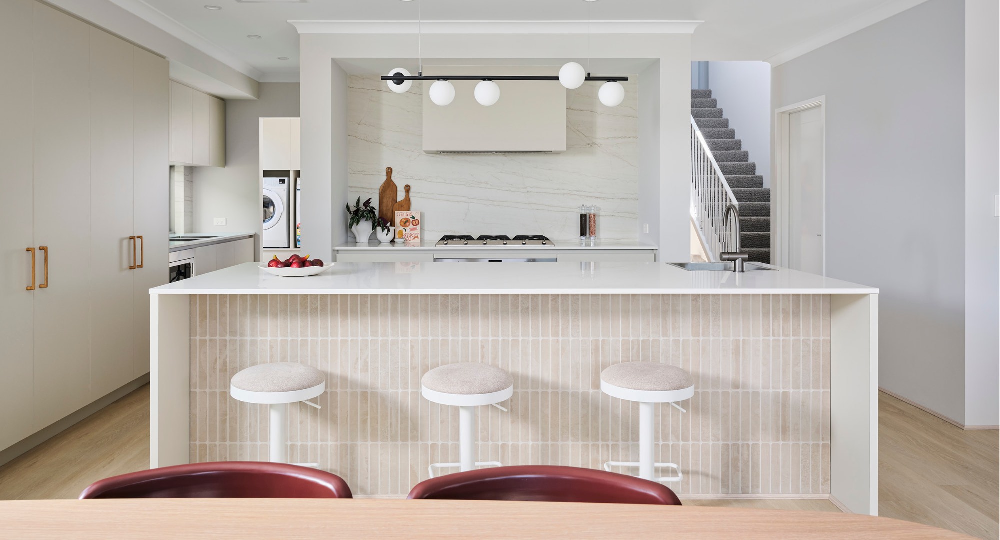 lake-treeby-display-home-the-aspect-101-residential-kitchen.jpg
