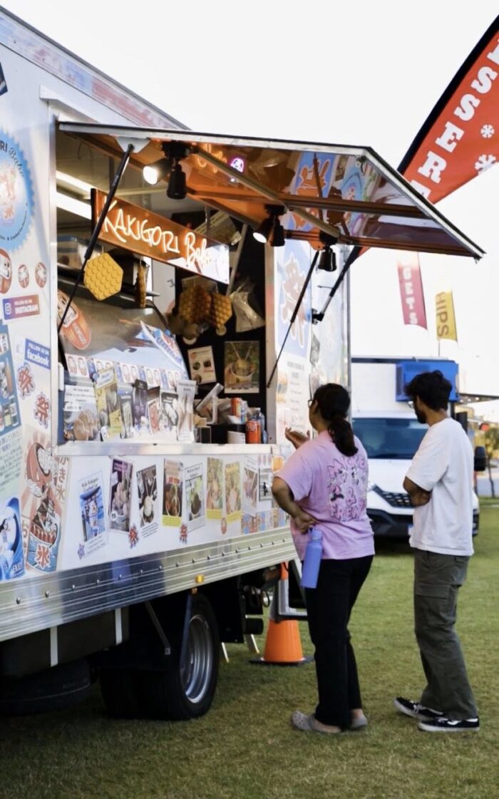 lake treeby bites and beats food truck two people